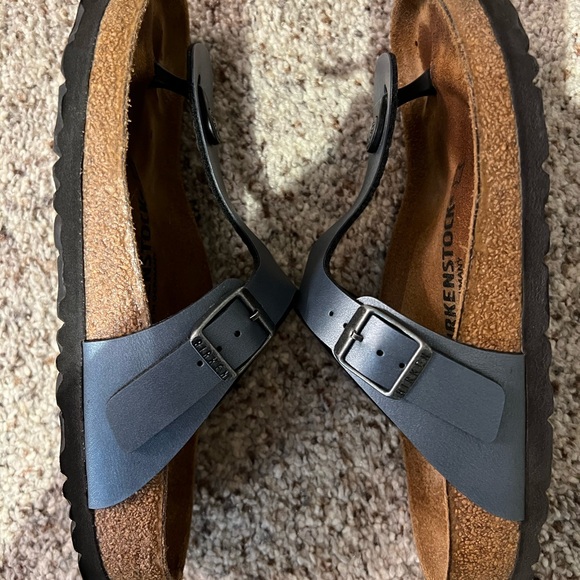 Birkenstock Gizeh Size 37 - Picture 3 of 5
